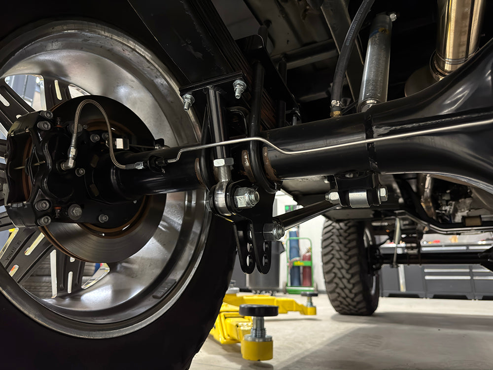 Chevrolet C10/K10 Truck Traction Bars 1973-1987 (Standard Axle Position) Black