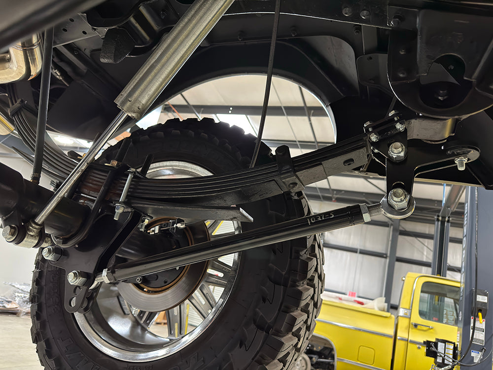 Chevrolet C10/K10 Truck Traction Bars 1973-1987 (Standard Axle Position) Black