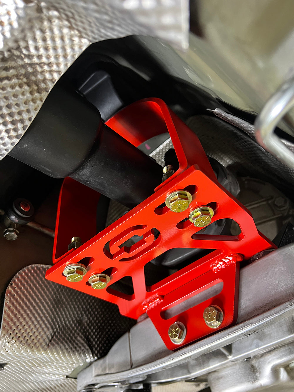 Drive Shaft Safety Loop | Chevy SS & Pontiac G8 (Red) – Suspension